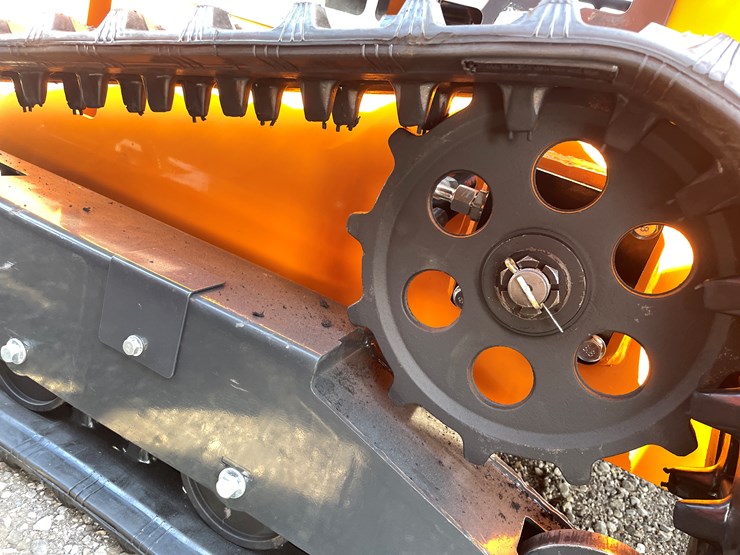 #1044-•-2026-landhonor-ldh-ht380-mini-tracked-skidsteer-image-10