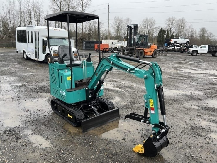 2025-cfg-h15r-mini-hydraulic-excavator-image-2