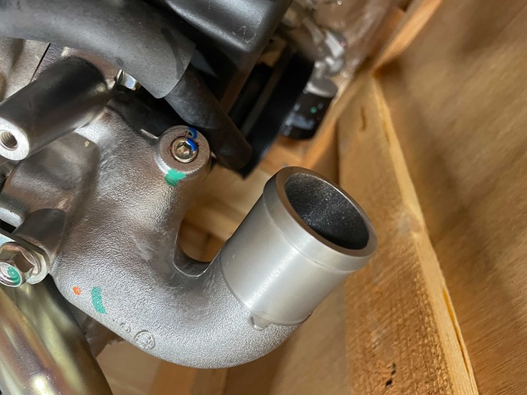 #5568-•-isuzu-crate-motor-(f)-image-5