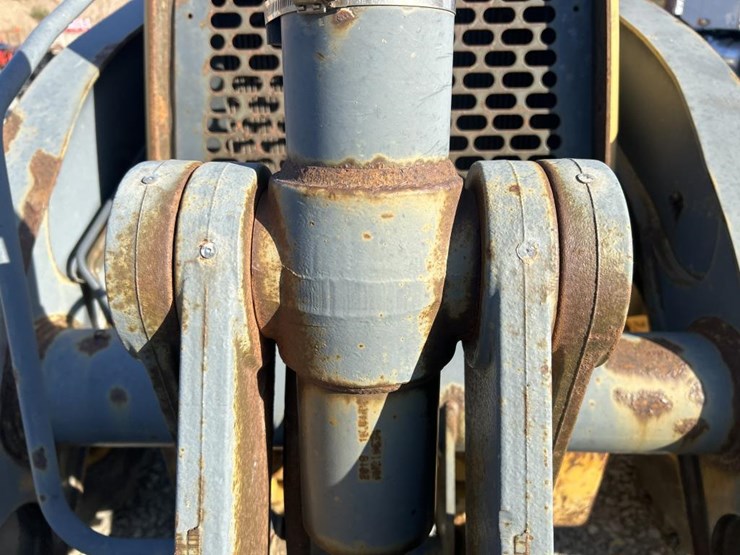 2008-deere-310sj-image-16