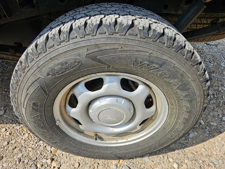 2016-ford-f150-image-53