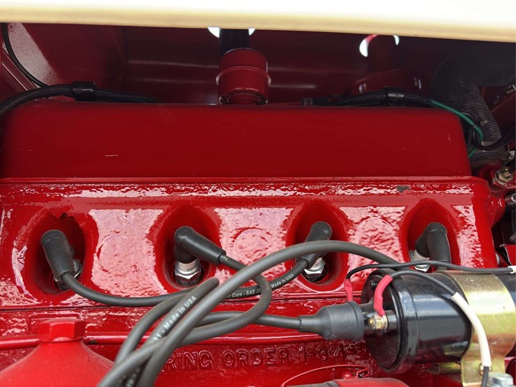 farmall-340-image-26