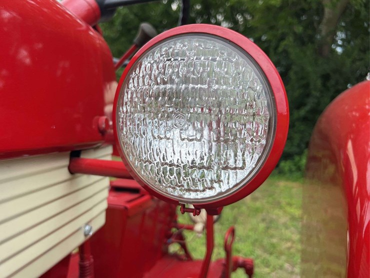 farmall-560-diesel-image-70