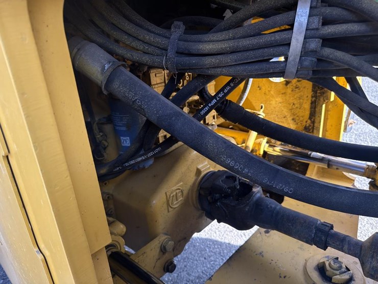 deere-644h-image-32