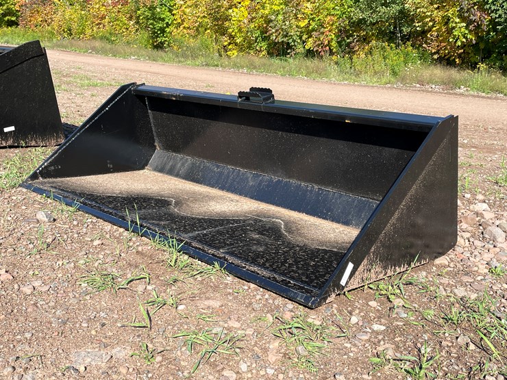 #8231-•-new-kc-78"-skid-steer-bucket-image-1