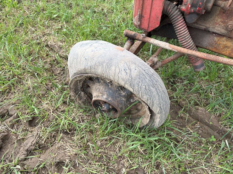 silver-king-r38-tractor-image-20
