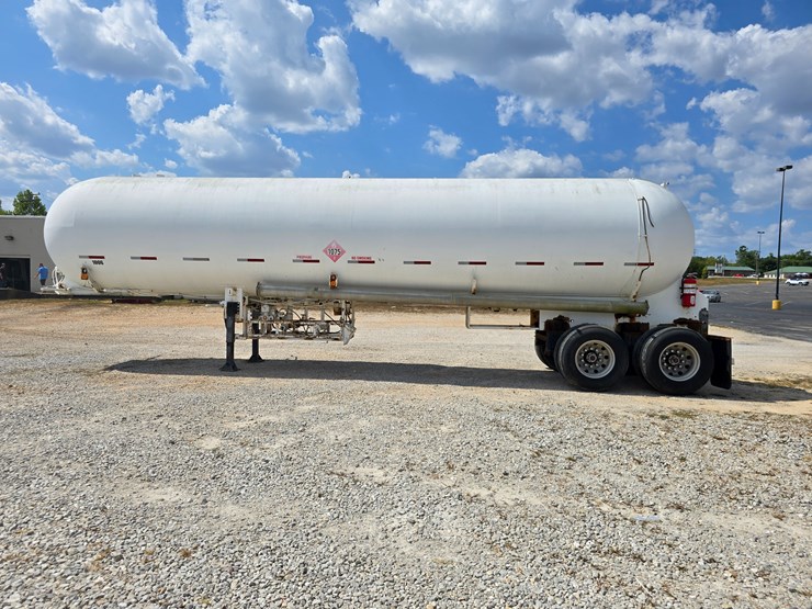 #16593-•-1970-mississippi-tank-company-gas-tank-trailers-image-13
