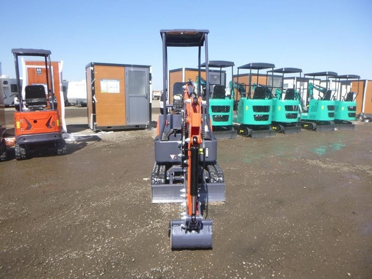 2025-agt-mx15rx-hydraulic-excavator-image-6