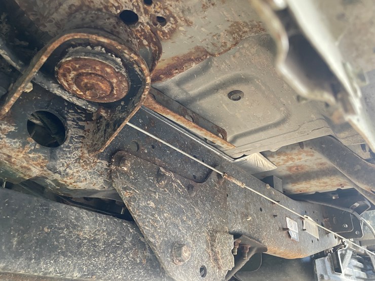 2011-ford-f350-xl-image-27