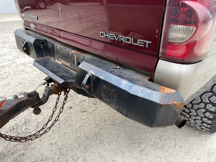#1014-•-2003-chevy-extended-cab-pickup-truck-(has-wi-title)-image-22