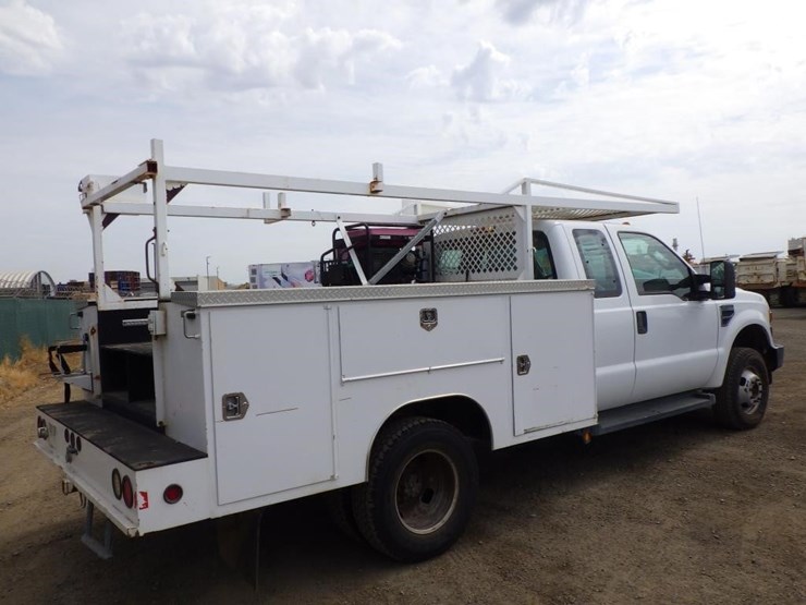 2010-ford-f350-image-3