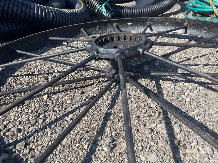 #6636-•-spoked-iron-wheel-image-12