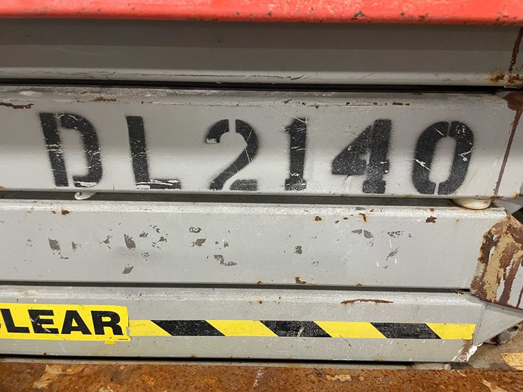#1983-•-19'-scissor-lift-(e)-image-18