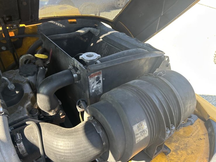 2009-jcb-527-55-image-30