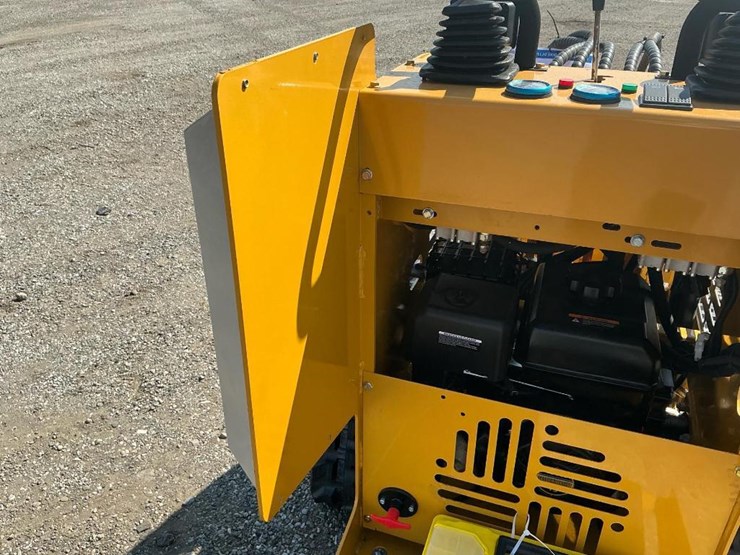 #1001-•-unused-sdll30-mini-skid-steer-image-22