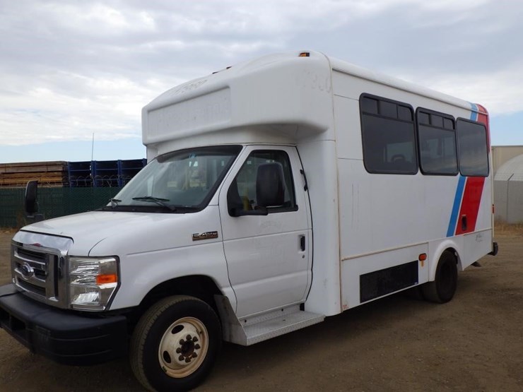 2017-ford-450-image-1