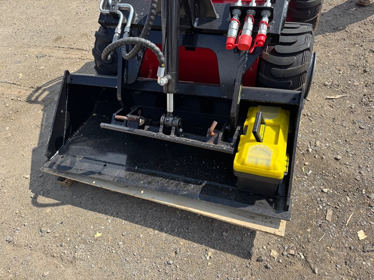 #1045-•-2024-mini-wheeled-skidsteer-image-10