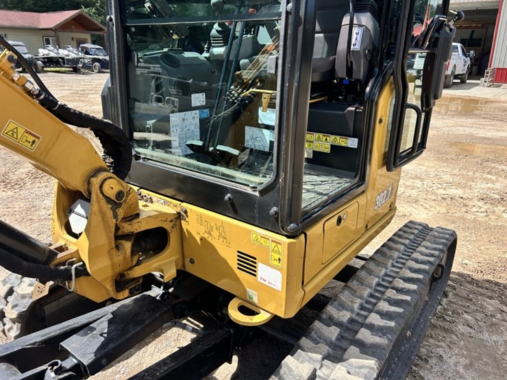#1034-•-2023-caterpillar-302.7-cr-mini-excavator-image-21