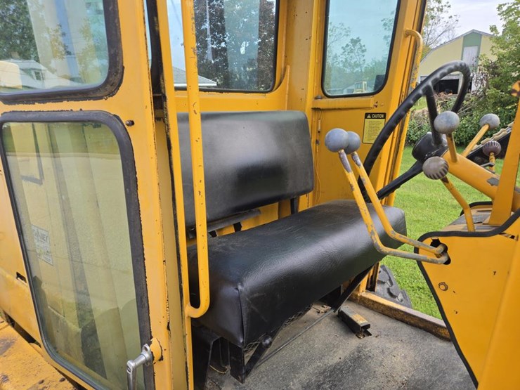 #1232-•-john-deere-jd770-grader-image-52