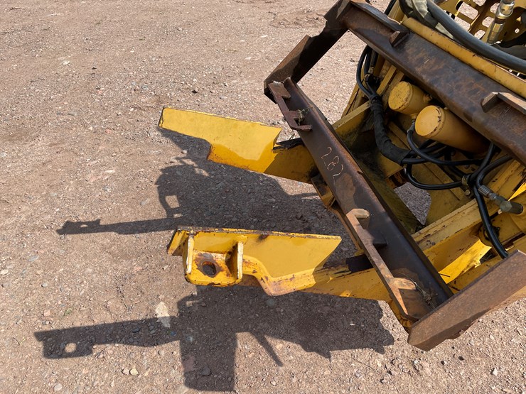 #8203-•-vermeer-b930-backhoe-attachment-image-10