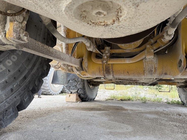 komatsu-hd465-5-image-114