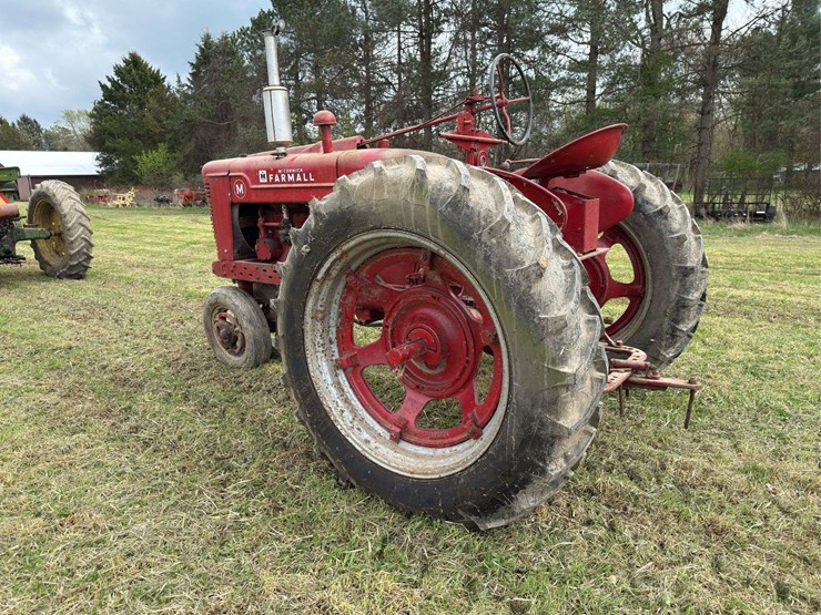 farmall-m-image-4