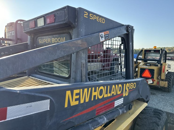 2001-new-holland-ls180-image-33