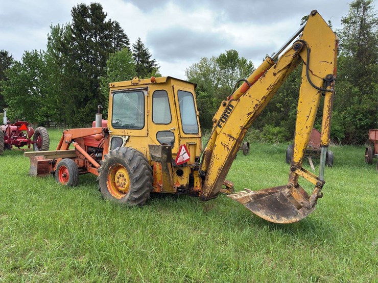 ford-backhoe-image-5