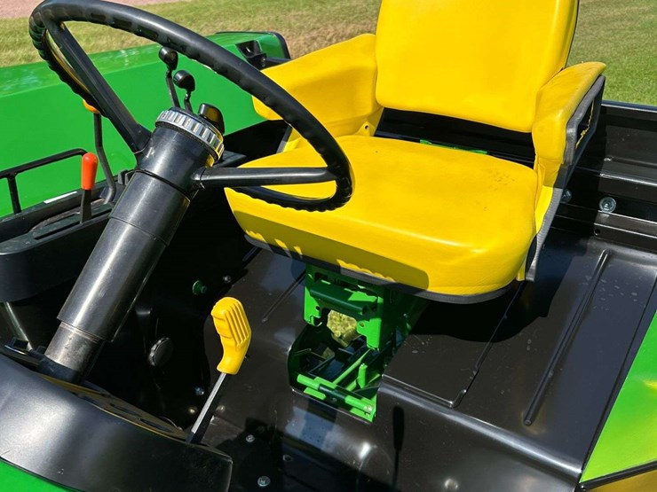 john-deere-4240-image-8