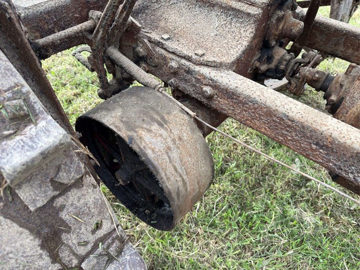farmall-f-20-image-15