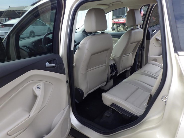 2017-ford-escape-image-7