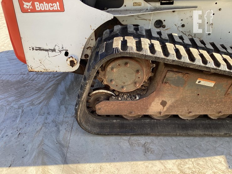 2008-bobcat-t300-image-12