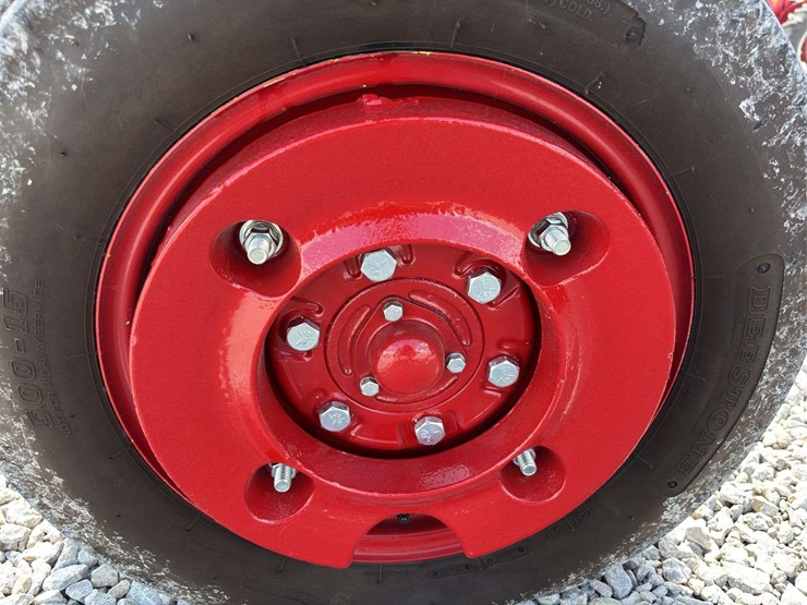 farmall-340-image-63