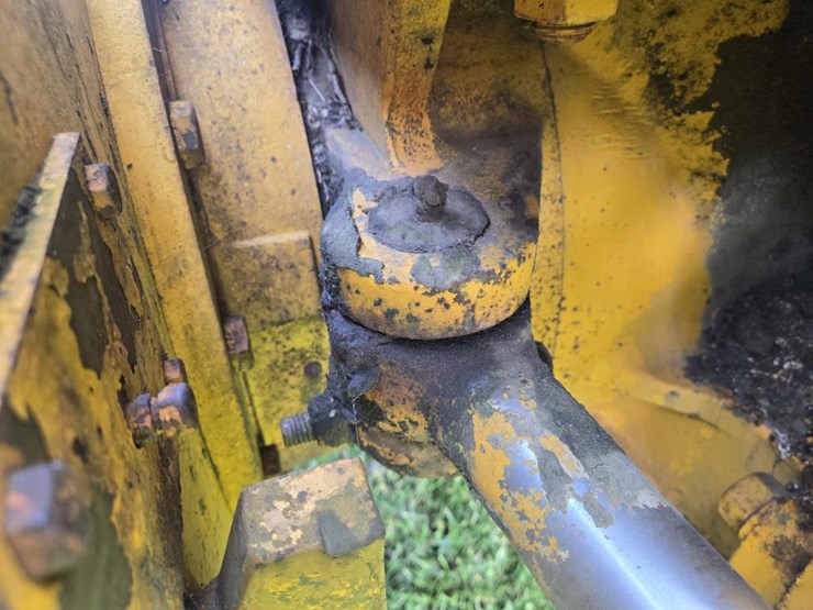 #1232-•-john-deere-jd770-grader-image-36