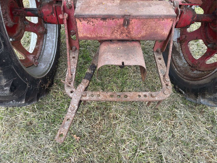farmall-h-image-6