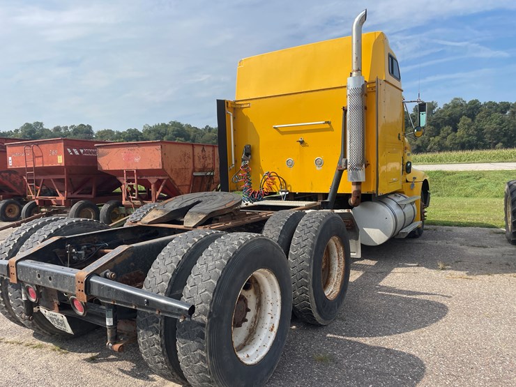 #1003-•-1997-international-semi-tractor-(has-wi-title)-image-4