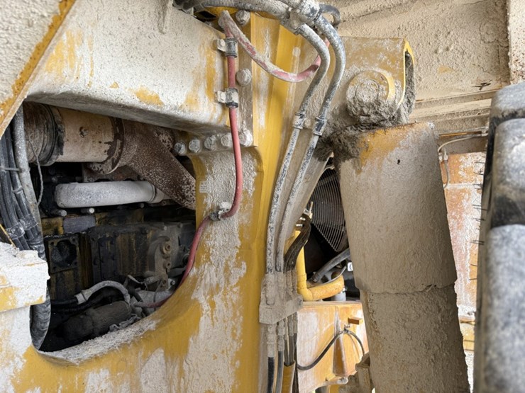 komatsu-hd465-5-image-107