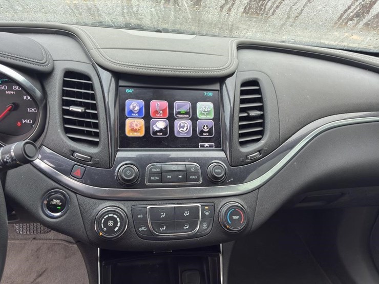 2018-chevrolet-impala-sedan-image-12