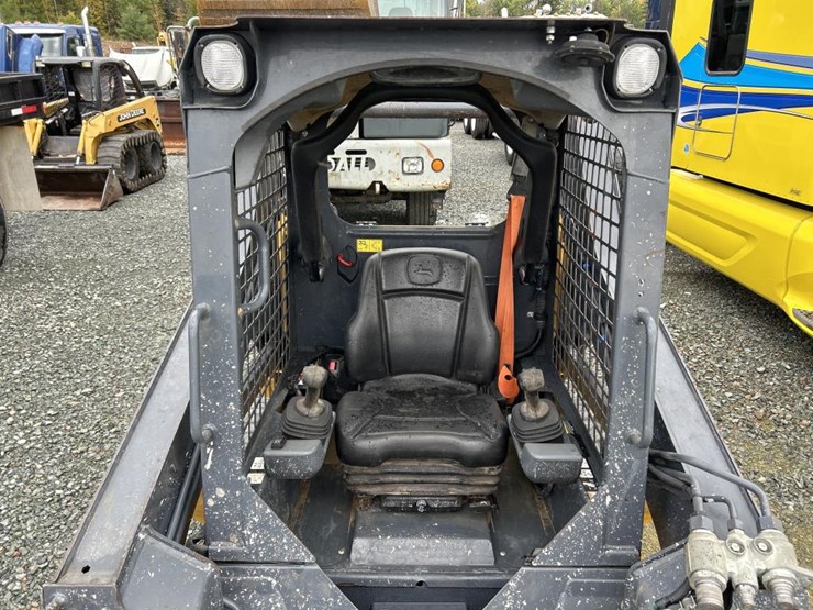 deere-318g-image-36