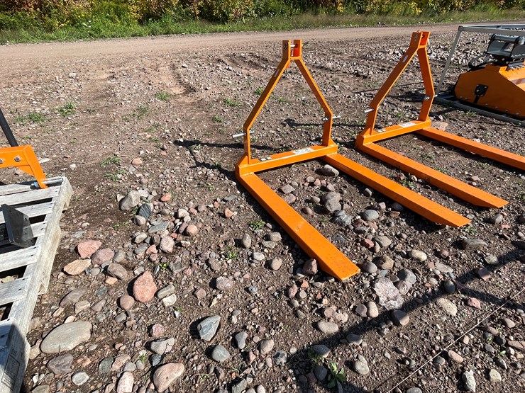 #8348-•-wolverine-tray-fork-rack-image-2