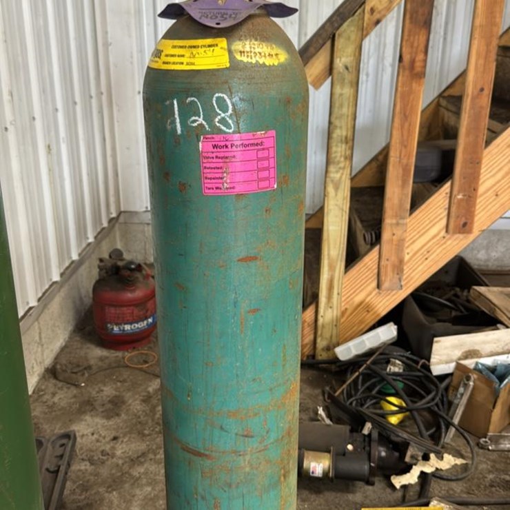 #128 • Welder Gas Tank