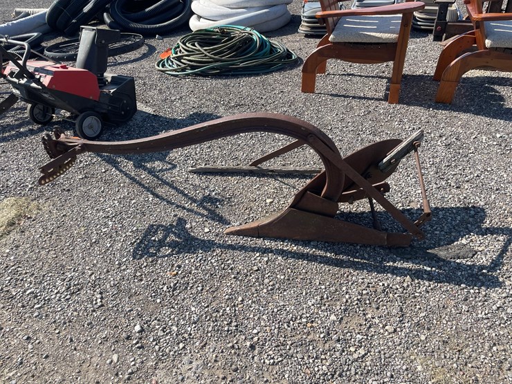 #6633-•-vintage-plow-image-4