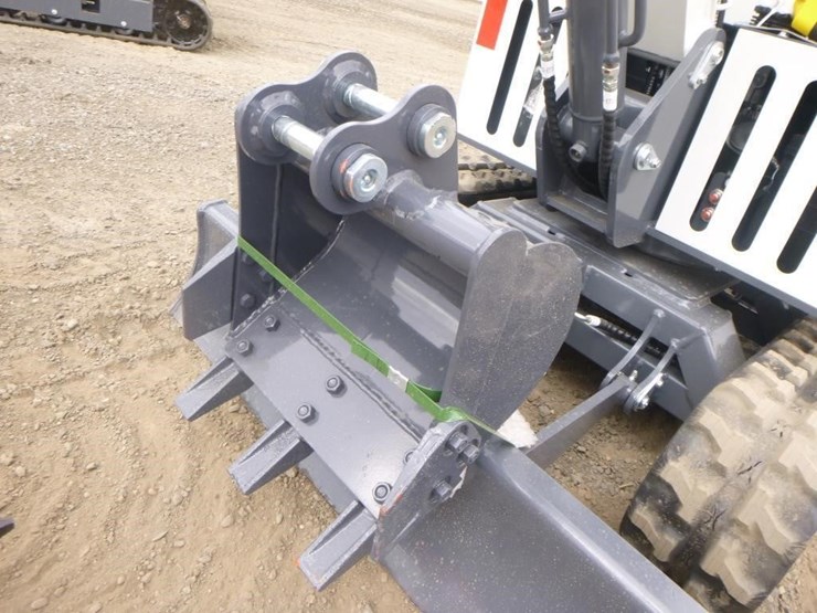 bttl-et15h-6-hydraulic-excavator-image-15