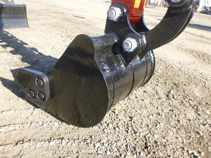 2025-tpm-16-hydraulic-excavator-image-10