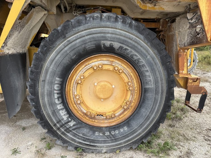 komatsu-hd465-5-image-146