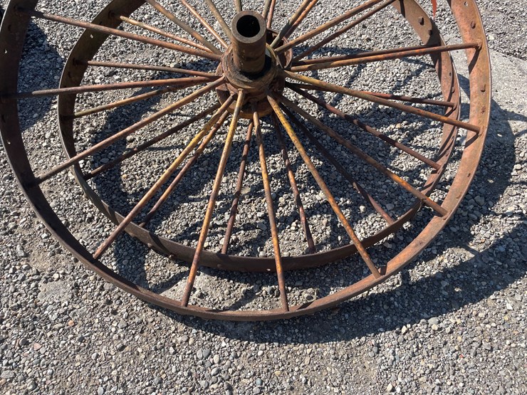 #6637-•-(2)-spoked-iron-wheels-image-6