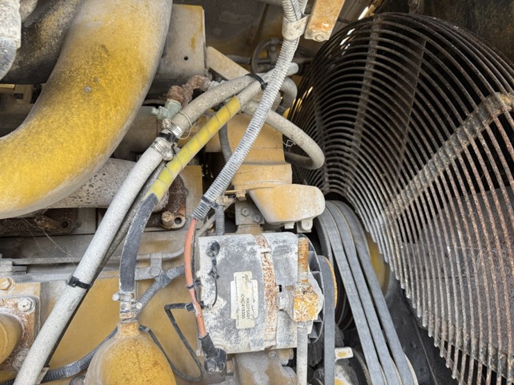 komatsu-hd465-5-image-91