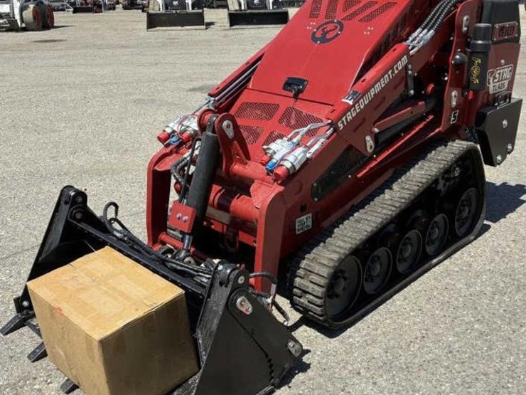 2025-stag-tl425-skid-steer-track-loader-image-1
