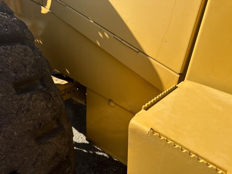deere-644h-image-25