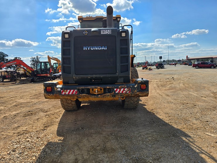2019-hyundai-hl955tm-image-19